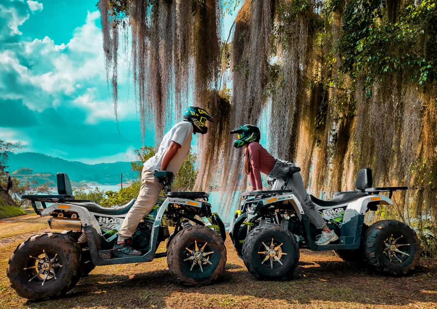 Pablo Escobar Mansion+Paintball+Boat+ATV (Private Guatape) - The Medellín start: quick safety, then you’re moving