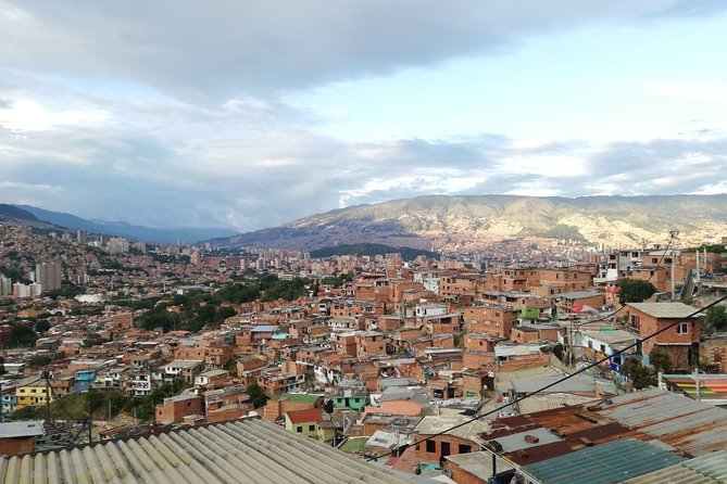 Pablo Escobar Tour And Comuna 13 - Stop 2: Comuna 13 Medellín Route for 2 Hours