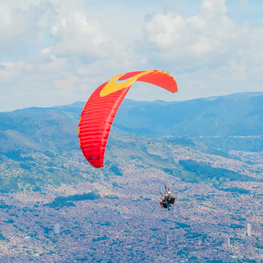 Paraglide over beautiful Medellin - Getting to the launch spot: the drive, the steps, and the weather reality