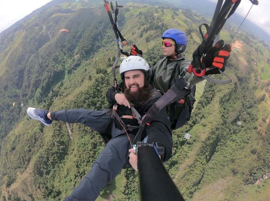 Paragliding Medellin with Transportation and free Videos - Who this paragliding tour suits best