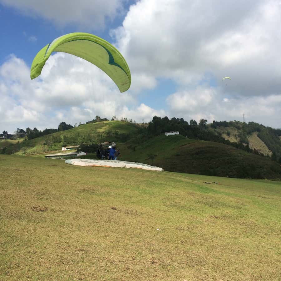 Paragliding the Andes from Medellín - Should you book paragliding from Medellín?
