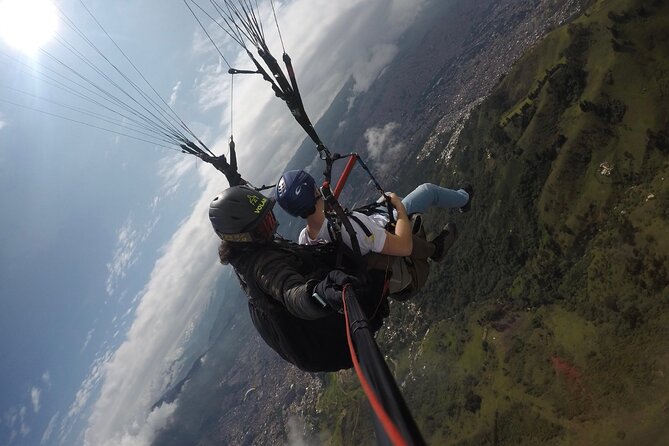 Paragliding With Xplore Colombia - Why San Félix Turns into a Great Paragliding Day