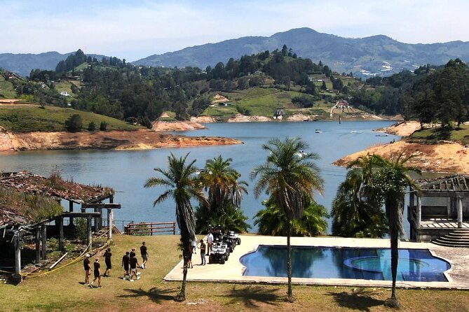 (Private Guatapé) Mansion Pablo Escobar+Paintball+Cuatrimoto+Boat - Guatapé Lake Boat Time, Plus Marinilla’s Animal Farm Break