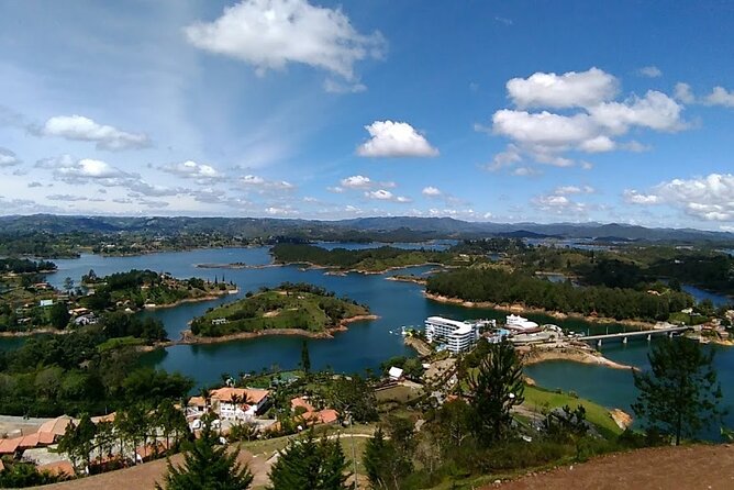 Private Guatape tour - Price and value: what you pay for, and what you still need to cover