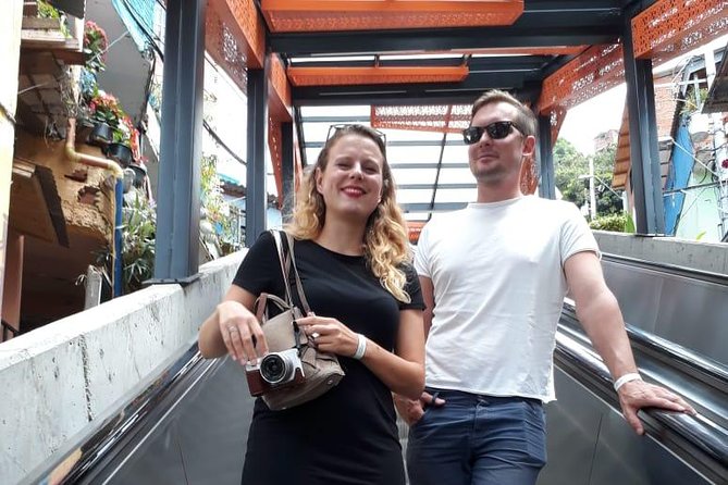 Private half day Medellin tour: meet Fernando Botero´s 23 statues - Comuna 13 Electric Staircases: street art you can walk through