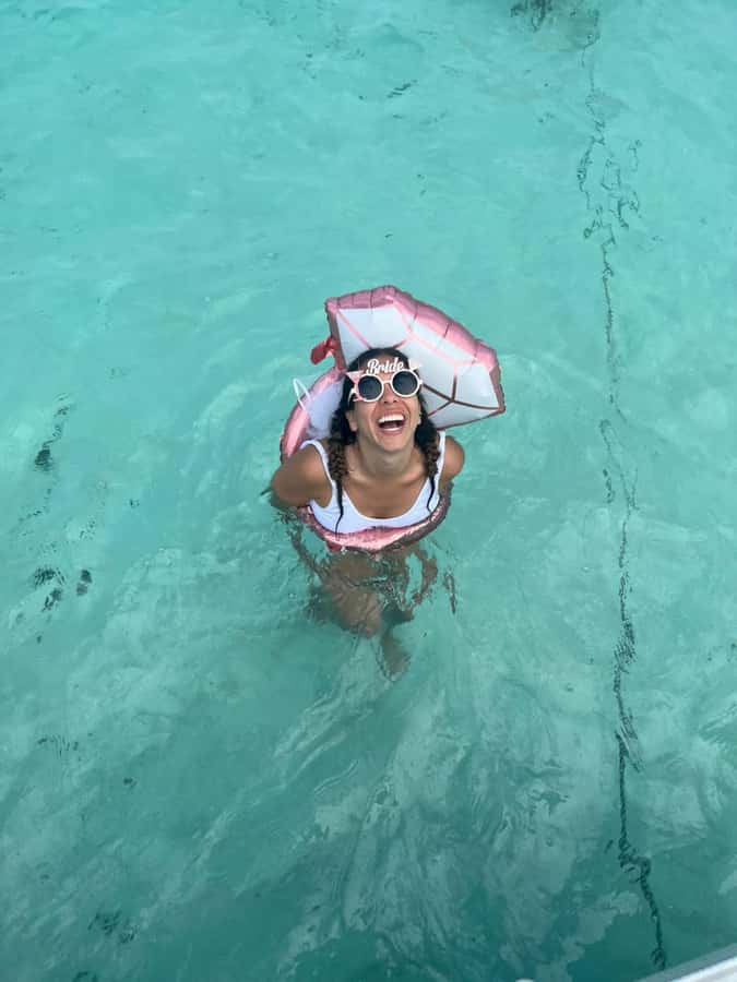 San Andres: Private Boat Trip with Aquarium and Beach Stops - White Watta Beach: swim time plus floating bar energy (Ibiza, Franz)