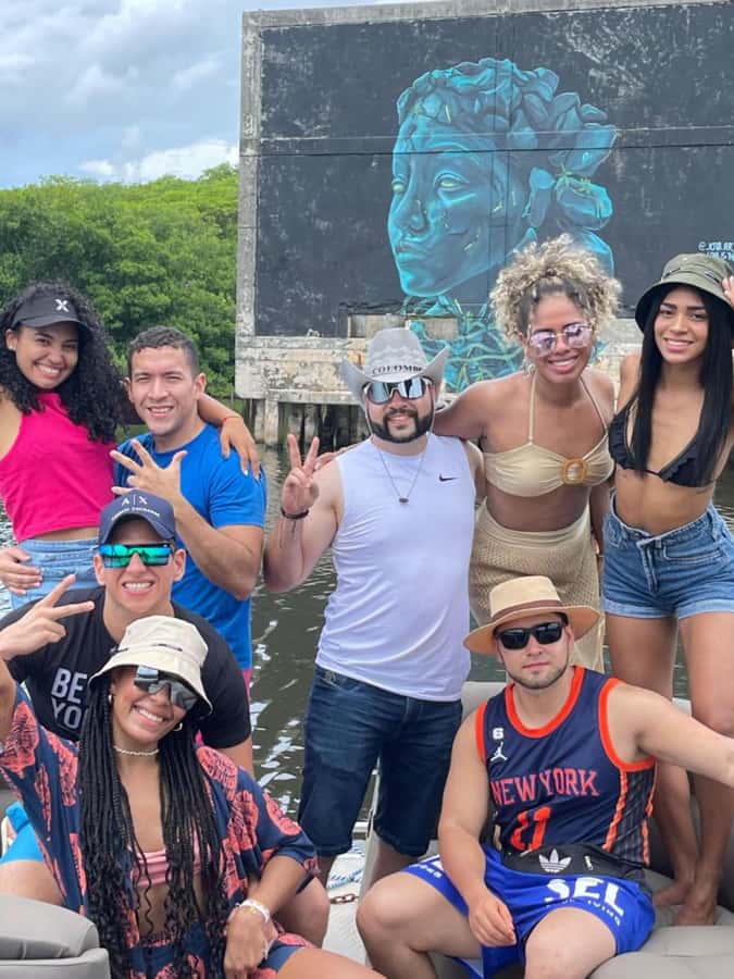 San Andres: Private Boat Trip with Aquarium and Beach Stops - Boat comfort, speed, and that all-important timing buffer
