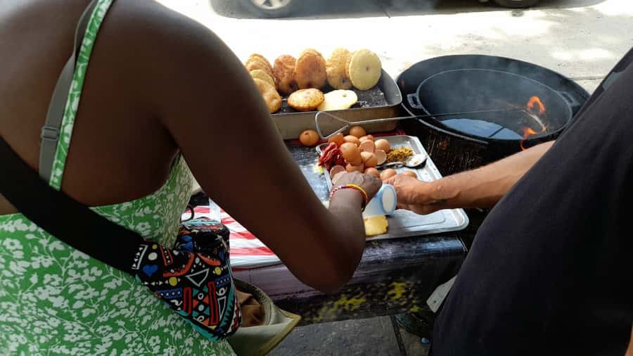 Santa Marta: Guided Walking Food Experience - Bahía de Santa Marta: views that justify the calories