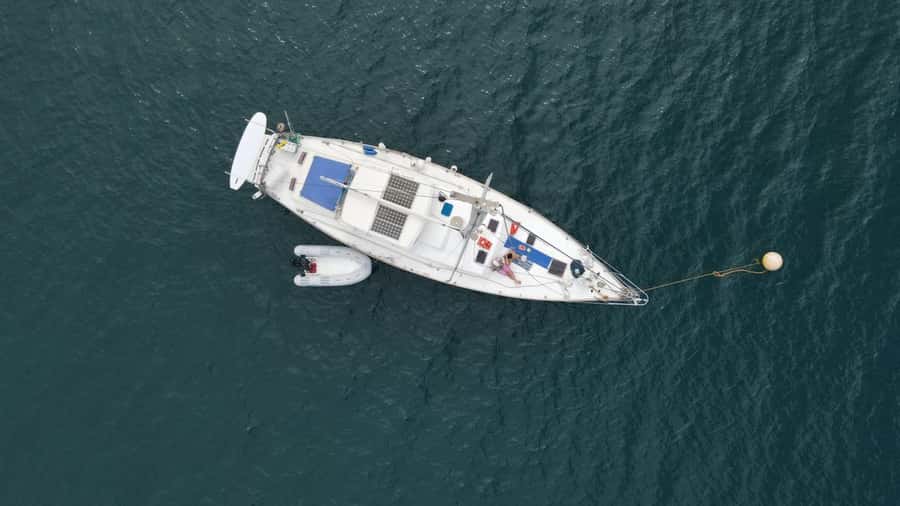 Santa Marta: Sailing Tour to Tayrona Park with Luis' Team - Key things that make this sail day work