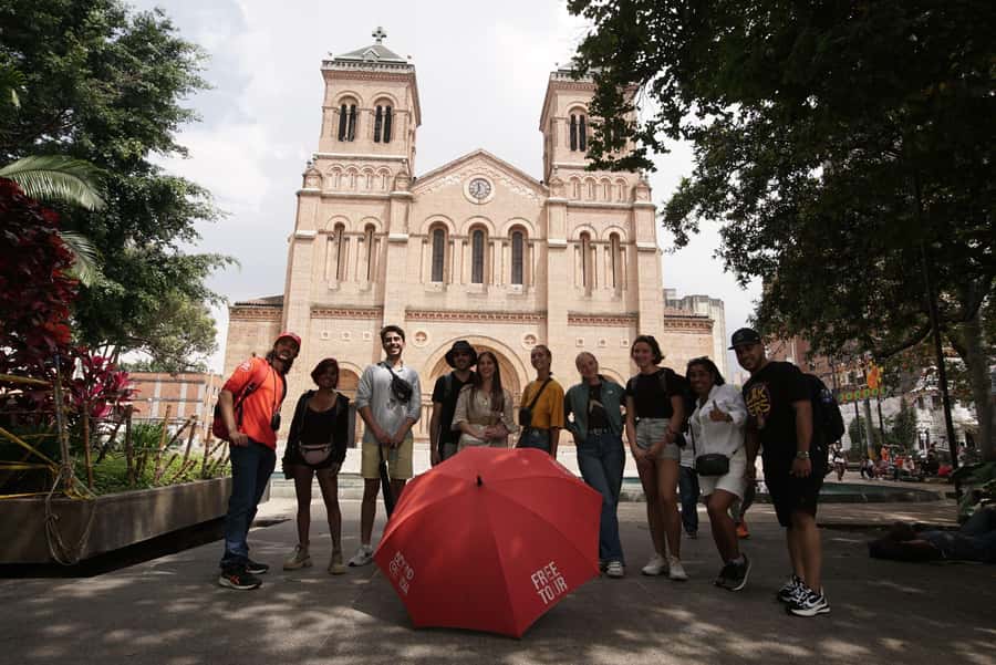Shared Medellín Downtown Tour with Wireless Audio - Medellín’s Downtown in One Long Walk