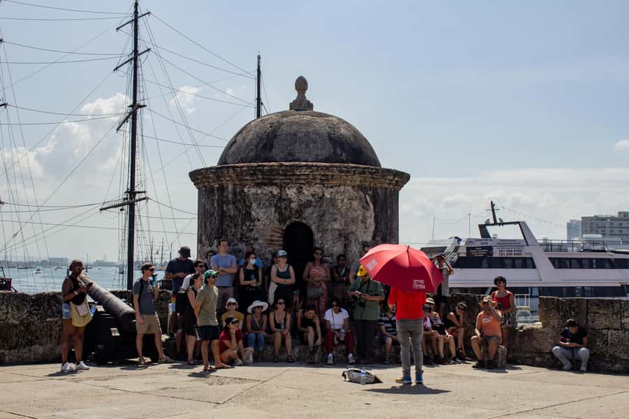 Shared Old Cartagena & Getsemani Tour with Wireless System - Key points to know before you go