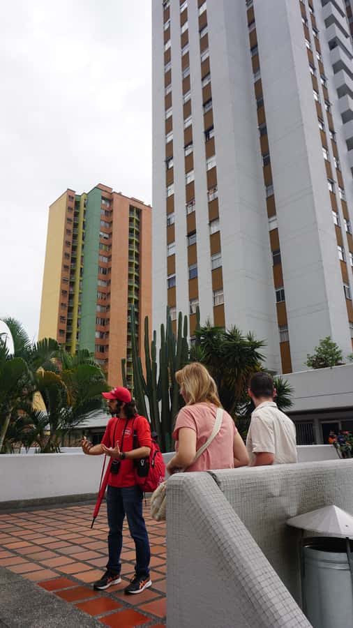 Shared Tour Medellin's Violence & Post-conflict after Pablo - Tour pace, group vibe, and what to bring for a 5 km history walk