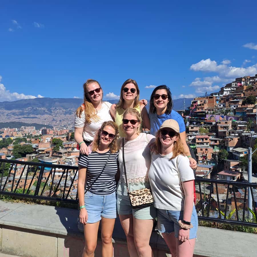 Shared Tour to Comuna 13 & Aurora Cable Car in Medellin - Street art as local memory, not decoration