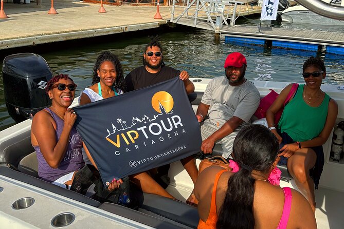 Sport Boat : Rosario Island,lunch on private island - Isla del Encanto: private beach time and a buffet lunch