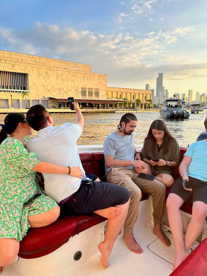 Sunset boat tour open bar and free club entrance Cartagena - Key Points I’d Plan Around