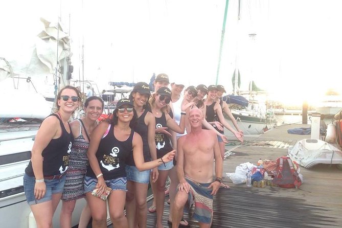 Tayrona Bay Sailboat trip - Meeting at Tayrona Sailing and handling the marina entrance