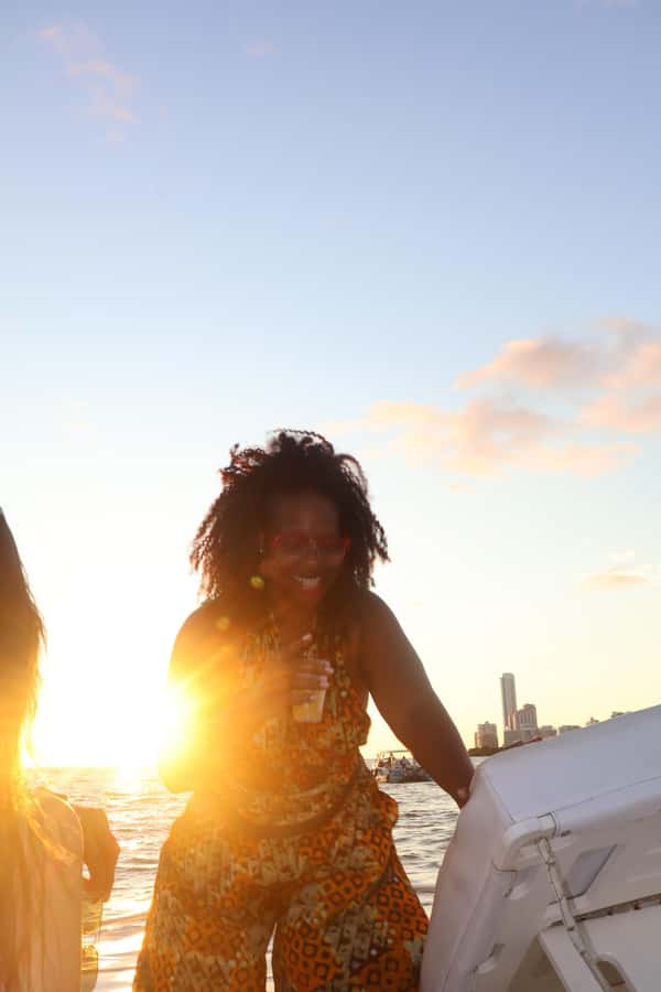 The best sunset tour in the bay: Open bar party & fun - Price and Value: Why $39 Feels Like a Deal for a 3-Hour Night Out