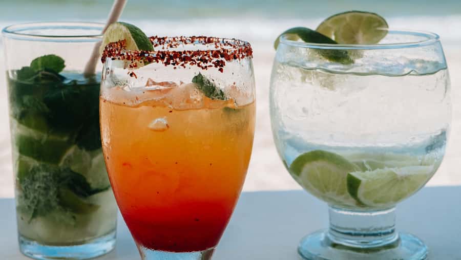 Tierra Bomba Island: A day at Marine Beach Club - Service, Spanish check-in, and what the club vibe means for you