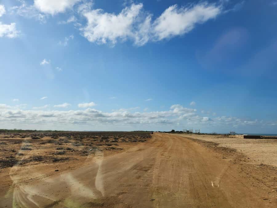 TOUR DE 2 DIAS AL CABO DE LA VELA, LA GUAJIRA - What to pack (and what it prevents) on La Guajira roads