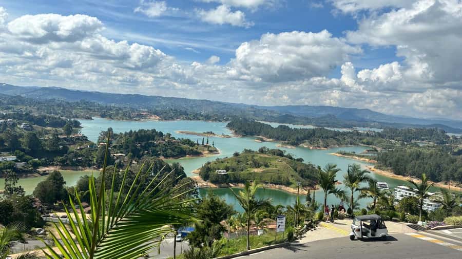 Tour Guatapé con visita a Granja de las Llamas y las Alpacas - Time management reality: why your evening plans should stay flexible