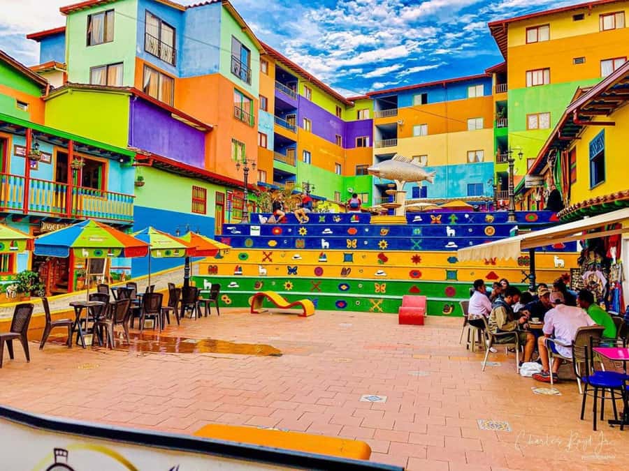Tour Guatapé - Piedra del Peñol with departure from Medellín - Key highlights I’d plan around