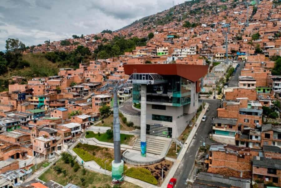 Tour Medellín: Pablo Escobar and Commune 13 - Key Things You Will Notice on This Medellín Tour