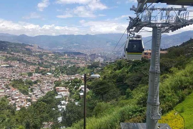 Walking tour, cable car & fruit tasting - Museo Casa de la Memoria: a heavy stop that adds real context