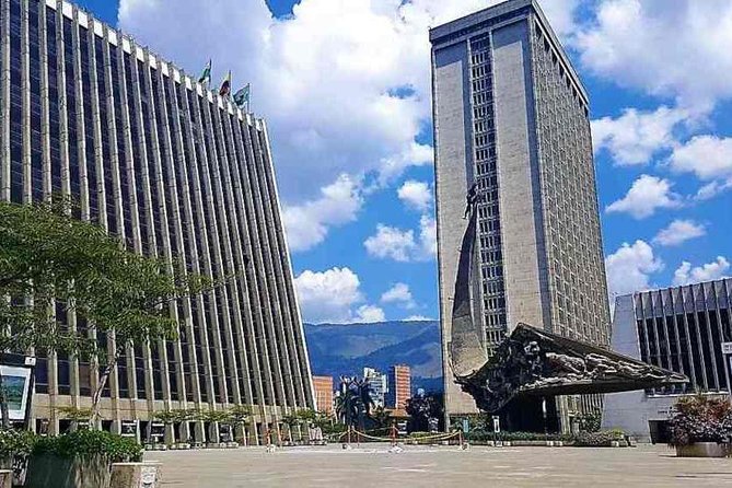 Walking tour downtown Medellín - Start in El Poblado, finish near Parque Berrío