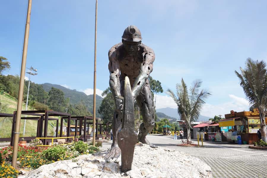 Zipaquirá: Private Salt Cathedral Mine and Walking Tour - Price and logistics: is $169 per person worth it?