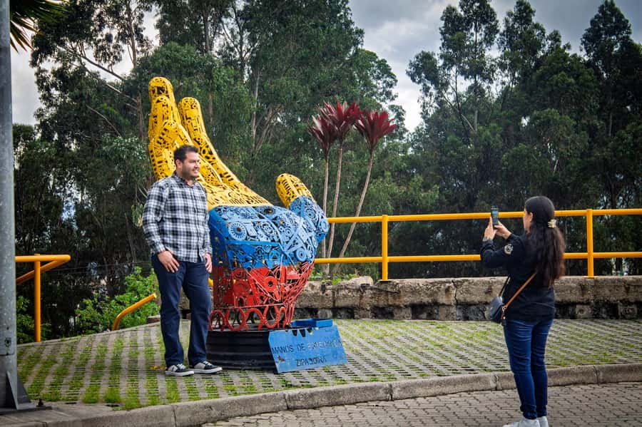 Zipaquirá: Salt Cathedral Group Tour with Pickup - Zipaquirá town center, squares, and that after-the-cathedral reset